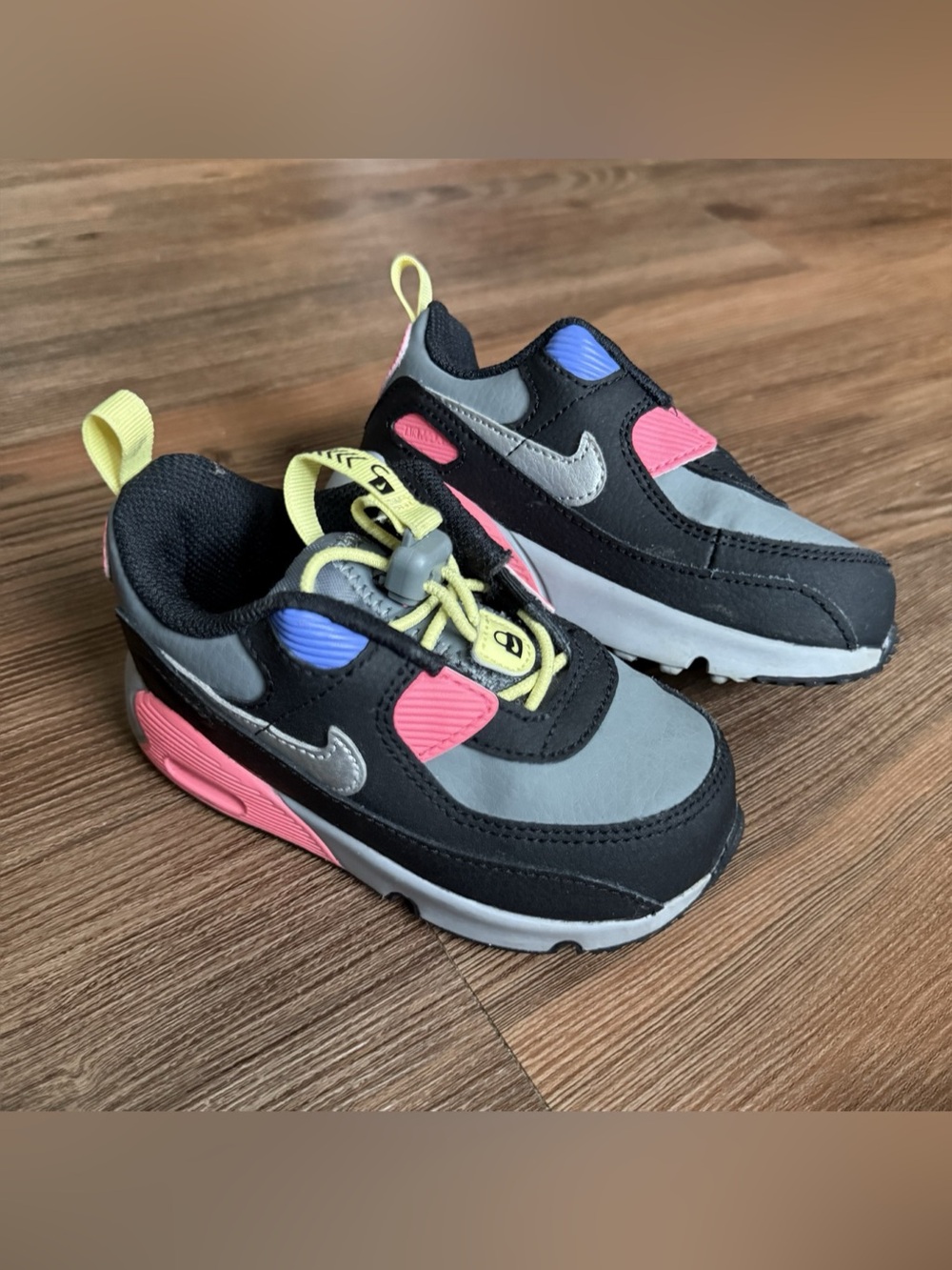 Nike Air Max 90